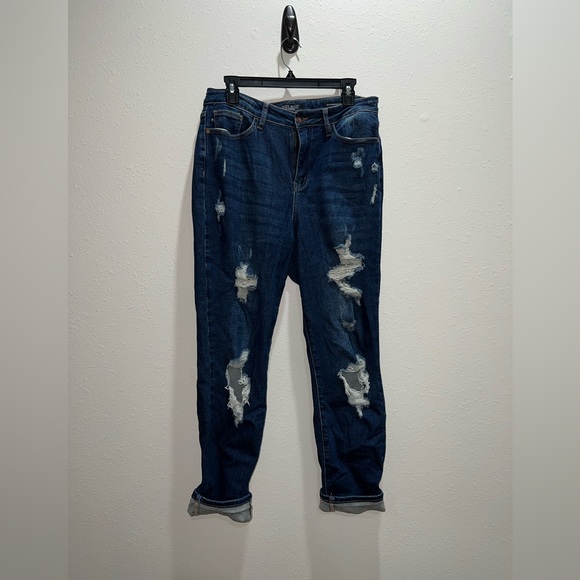 Judy Blue Redlands High Waist Distressed Boyfriend - Picture 2 of 5